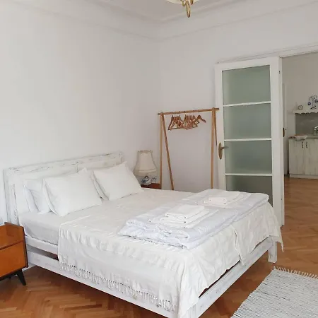 Apartment Boho Chic 2 Free Parking *